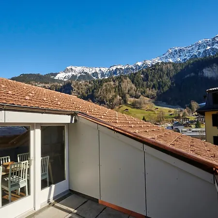 Διαμέρισμα 3 *